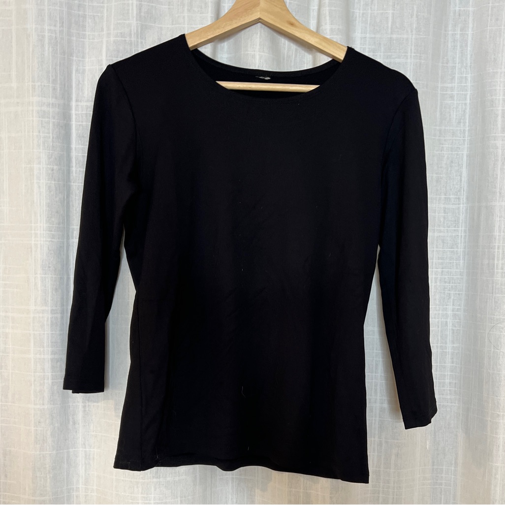 Black 3/4 Sleeve Super Stretchy Top